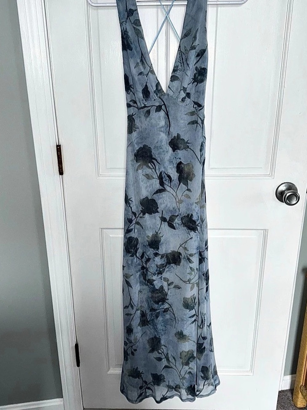 Blue Floral Strappy Low Back Maxi Dress in Blue